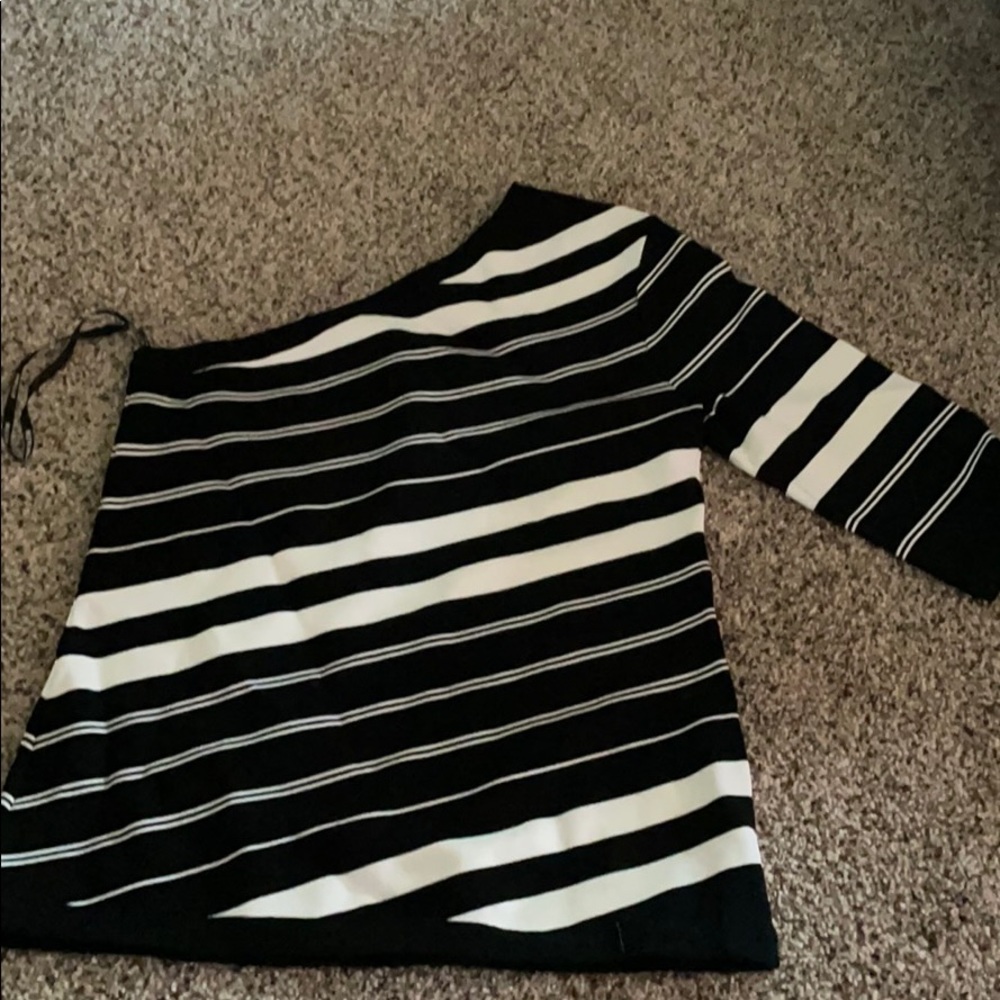 Anne Klein one shoulder top